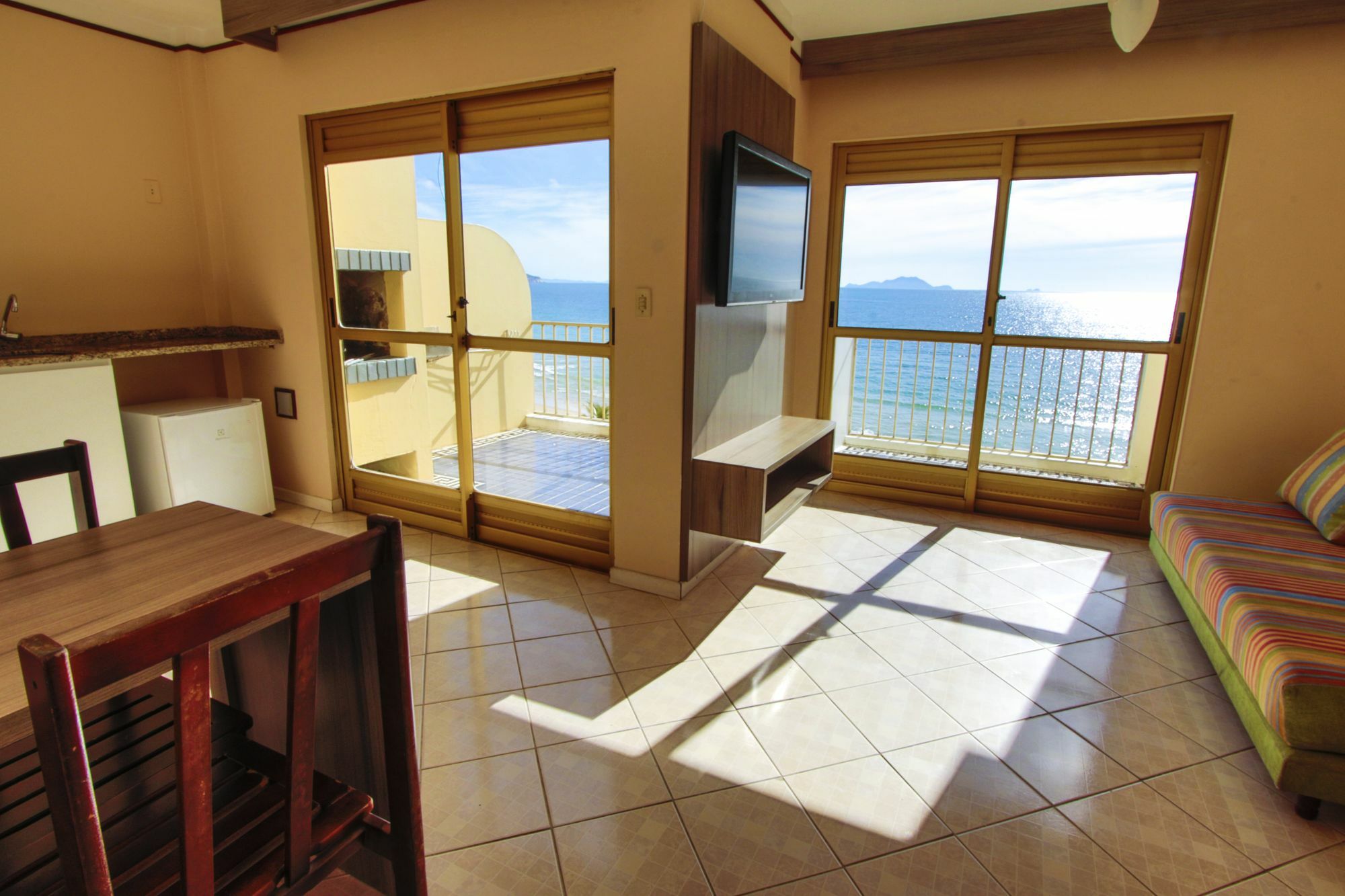 Hotel Encantos Lexus Ingleses 4*